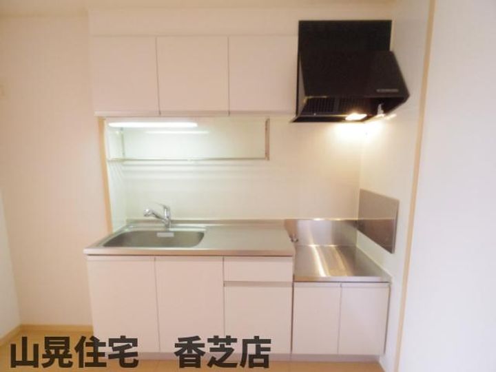 奈良県香芝市旭ケ丘2丁目(アパート)の賃貸物件102のキッチン