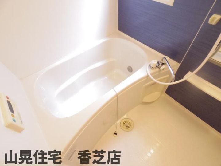 奈良県香芝市旭ケ丘2丁目(アパート)の賃貸物件102の風呂