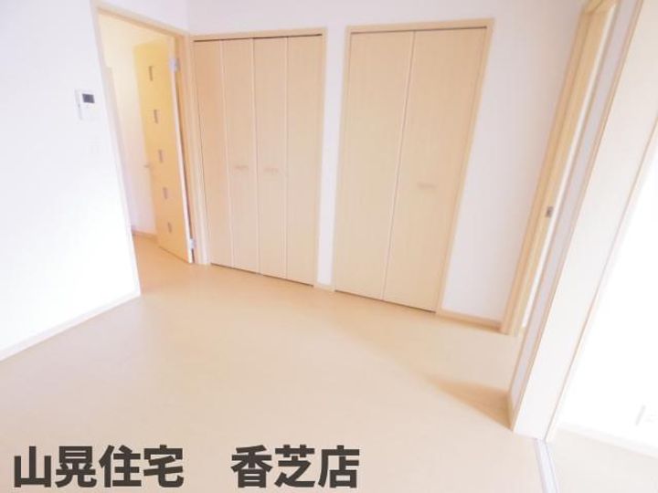 奈良県香芝市旭ケ丘2丁目(アパート)の賃貸物件102の居間