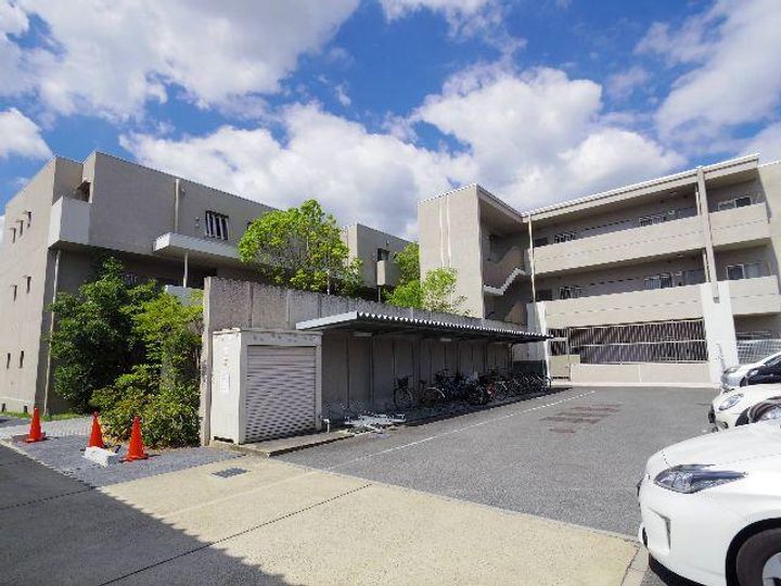 奈良県香芝市逢坂5丁目(マンション)の賃貸物件106の外観
