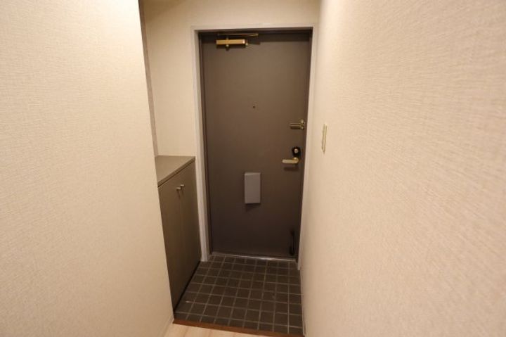 奈良県香芝市畑3丁目(マンション)の賃貸物件302の玄関