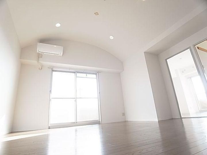 奈良県香芝市畑3丁目(マンション)の賃貸物件406の居間