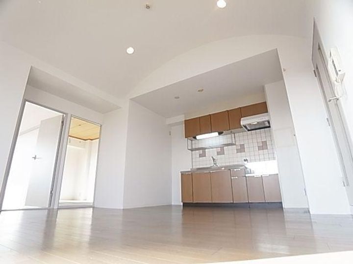 奈良県香芝市畑3丁目(マンション)の賃貸物件406の居間