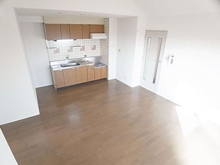 奈良県香芝市畑3丁目(マンション)の賃貸物件406の居間