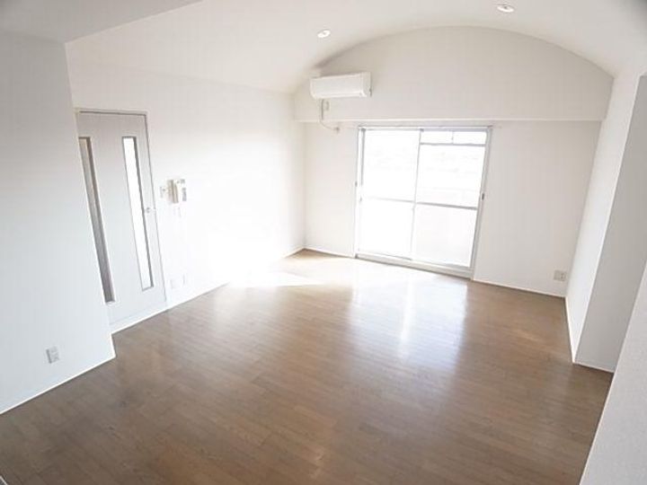 奈良県香芝市畑3丁目(マンション)の賃貸物件406の居間