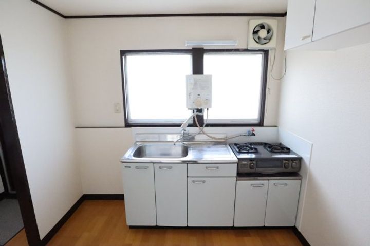 奈良県香芝市逢坂7丁目(アパート)の賃貸物件102のキッチン