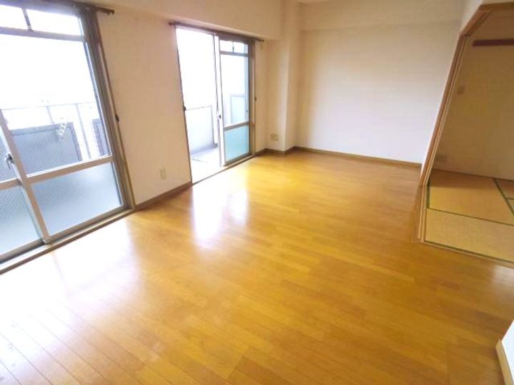 奈良県香芝市瓦口(マンション)の賃貸物件405の居間