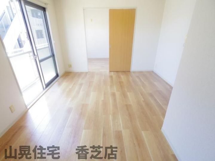 奈良県香芝市五位堂2丁目(アパート)の賃貸物件202の居間