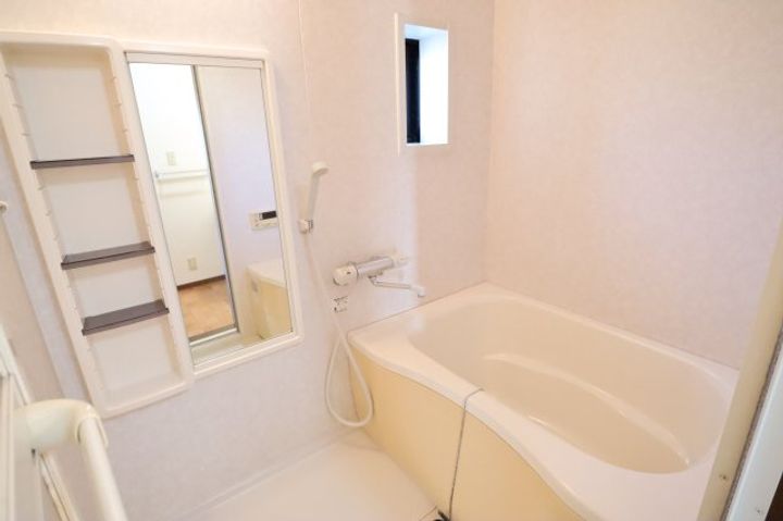 奈良県香芝市真美ヶ丘1丁目(アパート)の賃貸物件201の風呂