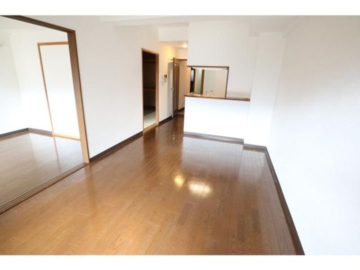奈良県香芝市瓦口(マンション)の賃貸物件403の居間