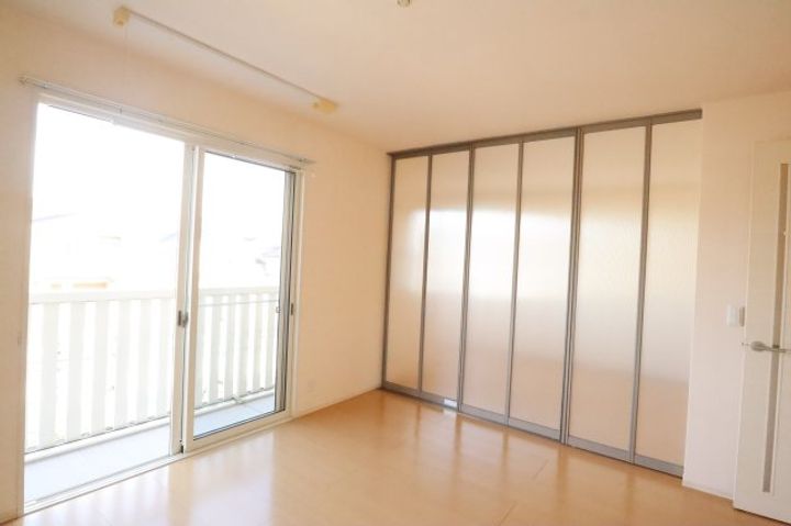 奈良県香芝市西真美1丁目(アパート)の賃貸物件201の居間