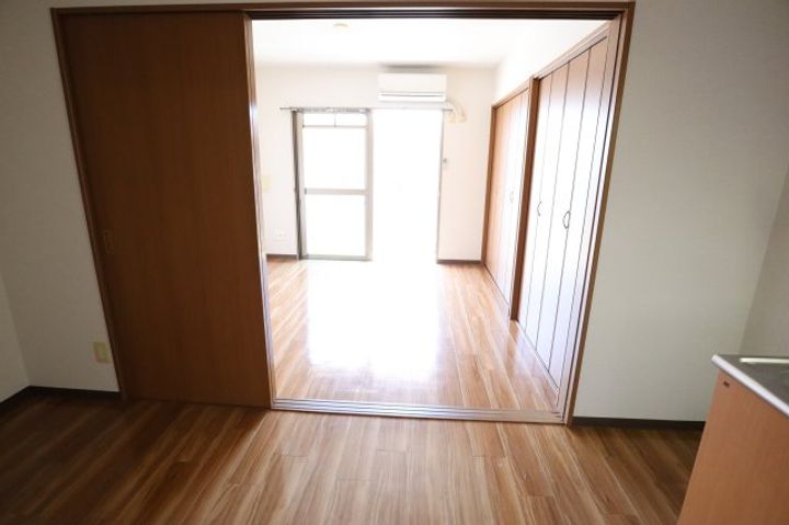 奈良県香芝市狐井(マンション)の賃貸物件307の居間