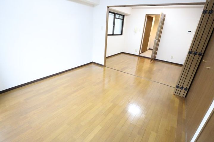 奈良県香芝市瓦口(マンション)の賃貸物件405の居間