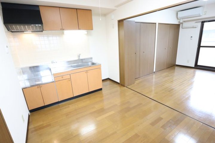 奈良県香芝市瓦口(マンション)の賃貸物件405の居間