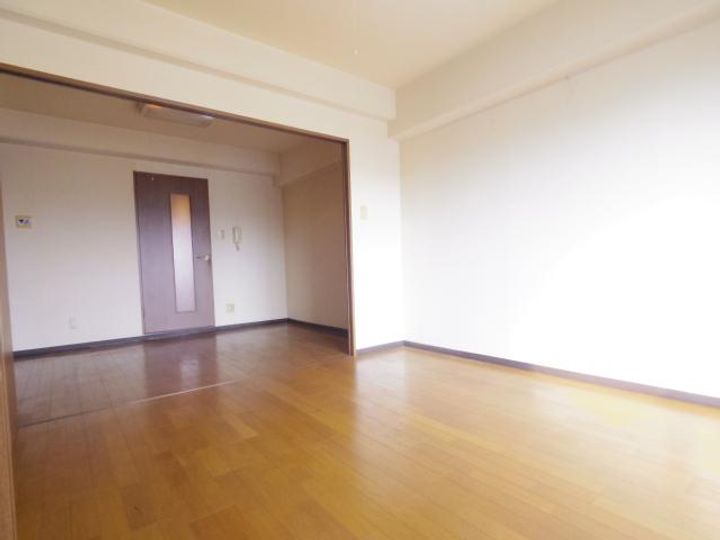 奈良県香芝市瓦口(マンション)の賃貸物件503の居間