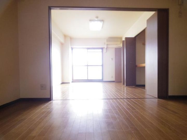 奈良県香芝市瓦口(マンション)の賃貸物件503の居間