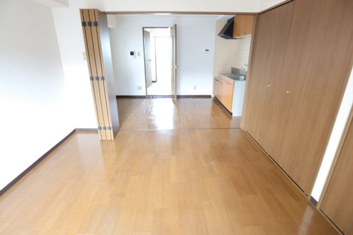 奈良県香芝市瓦口(マンション)の賃貸物件605の居間