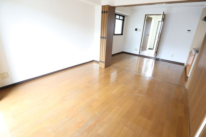 奈良県香芝市瓦口(マンション)の賃貸物件605の居間