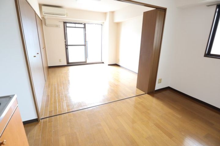 奈良県香芝市瓦口(マンション)の賃貸物件605の居間