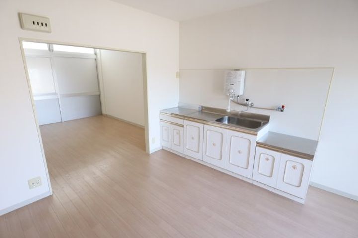 奈良県桜井市大字粟殿(マンション)の賃貸物件403の居間