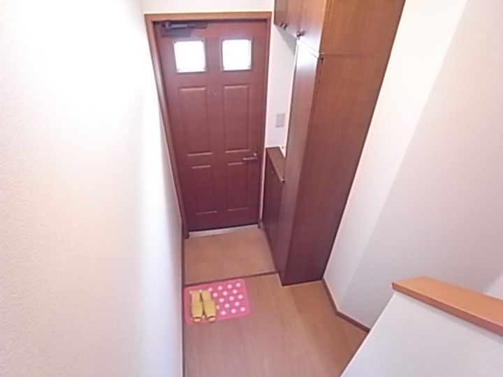 奈良県磯城郡三宅町大字伴堂(アパート)の賃貸物件の玄関