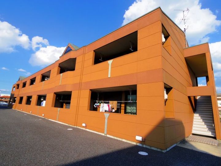 奈良県天理市中町(マンション)の賃貸物件の外観