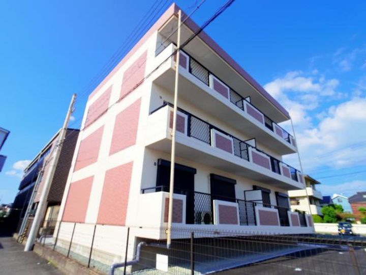 奈良県天理市前栽町(マンション)の賃貸物件の外観