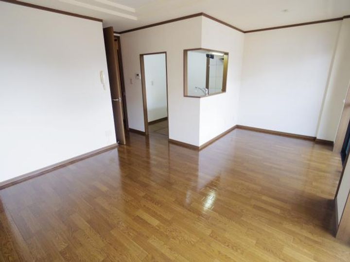 奈良県天理市合場町(マンション)の賃貸物件の居間