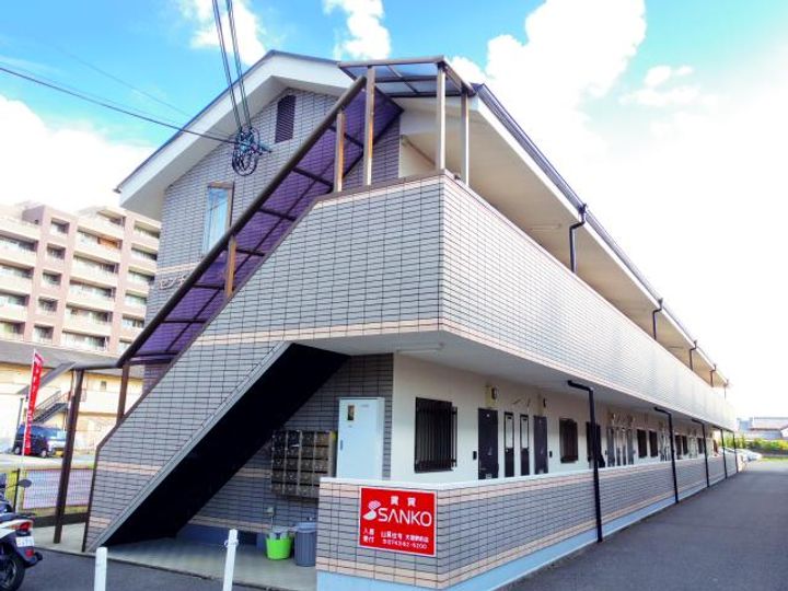 奈良県天理市前栽町(マンション)の賃貸物件の外観