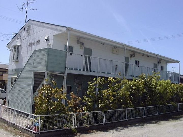 奈良県天理市指柳町(アパート)の賃貸物件の外観