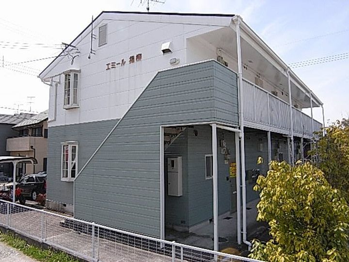 奈良県天理市指柳町(アパート)の賃貸物件の外観