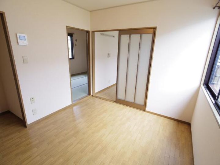 奈良県天理市田町(アパート)の賃貸物件の居間