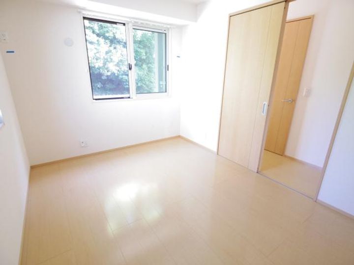 奈良県天理市櫟本町(アパート)の賃貸物件の寝室