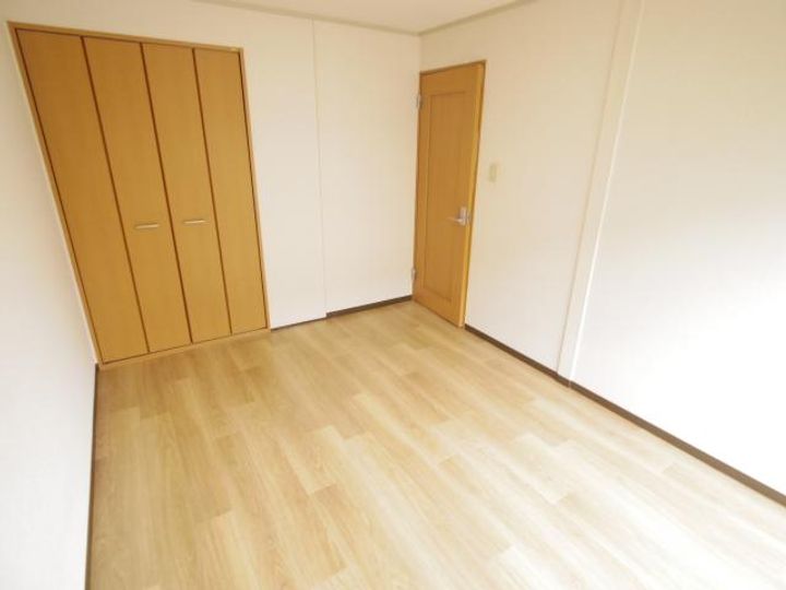 奈良県天理市櫟本町(アパート)の賃貸物件の寝室