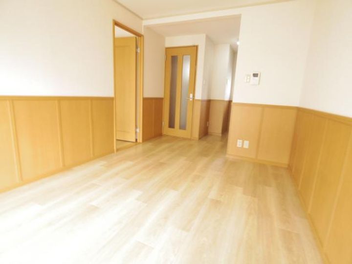 奈良県天理市櫟本町(アパート)の賃貸物件の居間