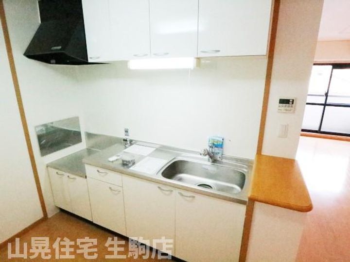 奈良県生駒市東松ケ丘(マンション)の賃貸物件302のキッチン