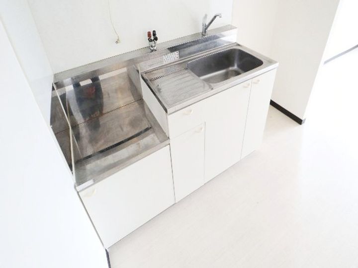 奈良県生駒市俵口町(アパート)の賃貸物件201のキッチン