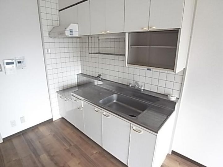 奈良県生駒市仲之町(マンション)の賃貸物件のキッチン