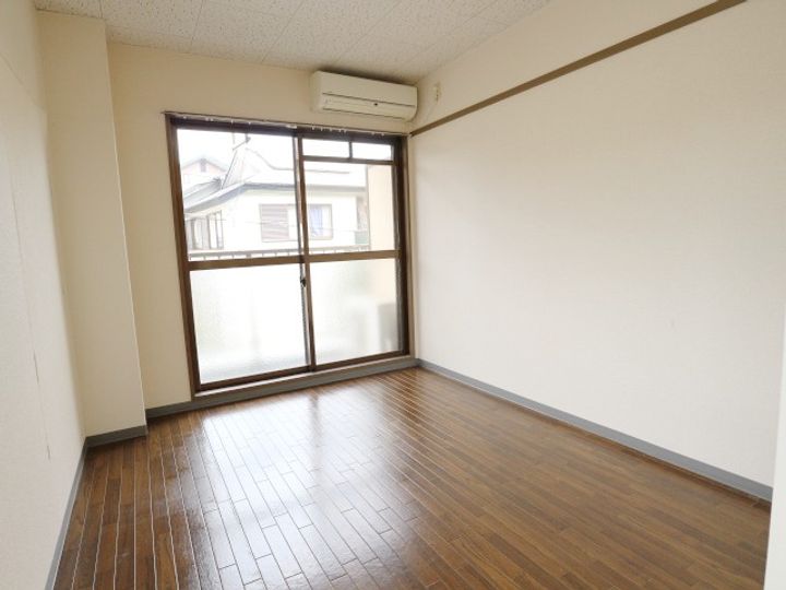 奈良県生駒市辻町(マンション)の賃貸物件110の居間