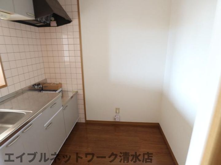 静岡県静岡市清水区有東坂(マンション)の賃貸物件のキッチン