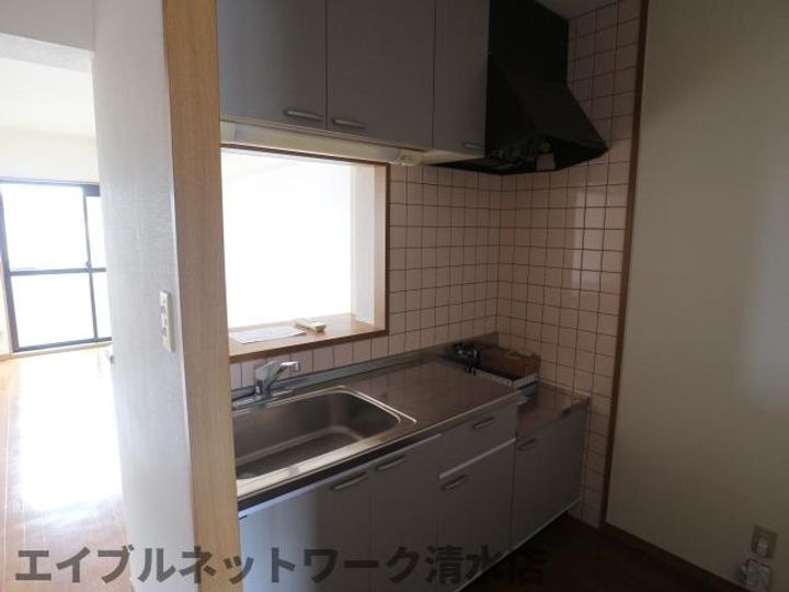 静岡県静岡市清水区有東坂(マンション)の賃貸物件のキッチン