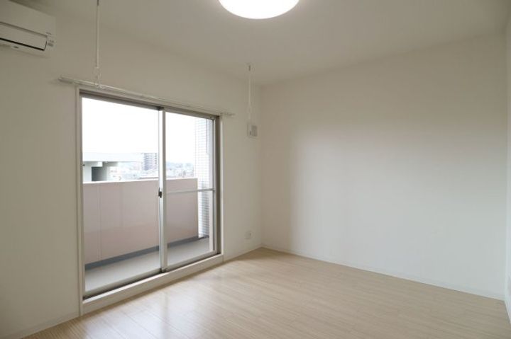 静岡県静岡市清水区江尻町(マンション)の賃貸物件の居間