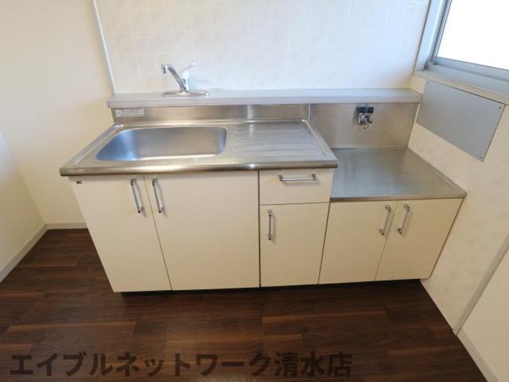 静岡県静岡市清水区追分2丁目(アパート)の賃貸物件のキッチン