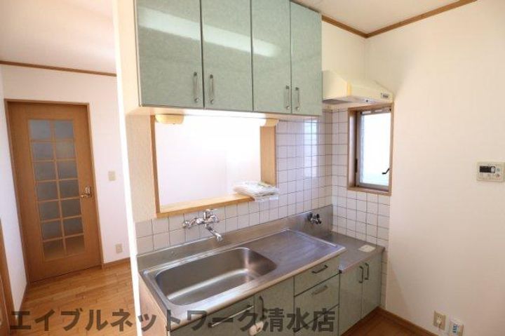 静岡県静岡市清水区興津本町(アパート)の賃貸物件のキッチン