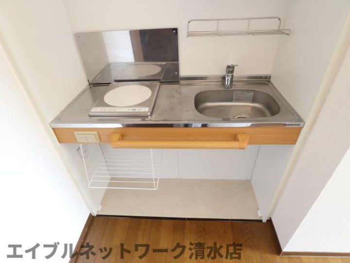 静岡県静岡市清水区折戸(アパート)の賃貸物件のキッチン