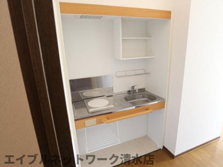 静岡県静岡市清水区折戸(アパート)の賃貸物件のキッチン