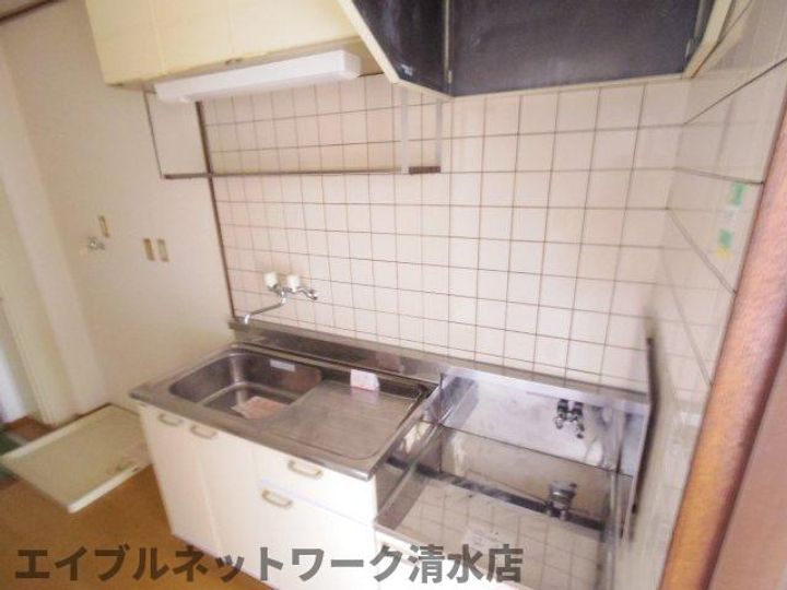 静岡県静岡市清水区折戸5丁目(アパート)の賃貸物件のキッチン