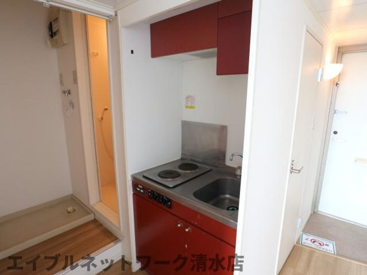 静岡県静岡市清水区西久保(アパート)の賃貸物件のキッチン