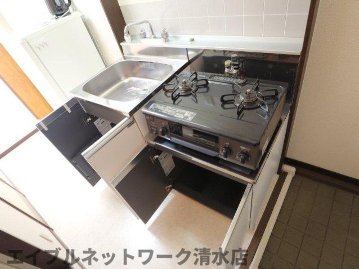 静岡県静岡市清水区三保(アパート)の賃貸物件のキッチン