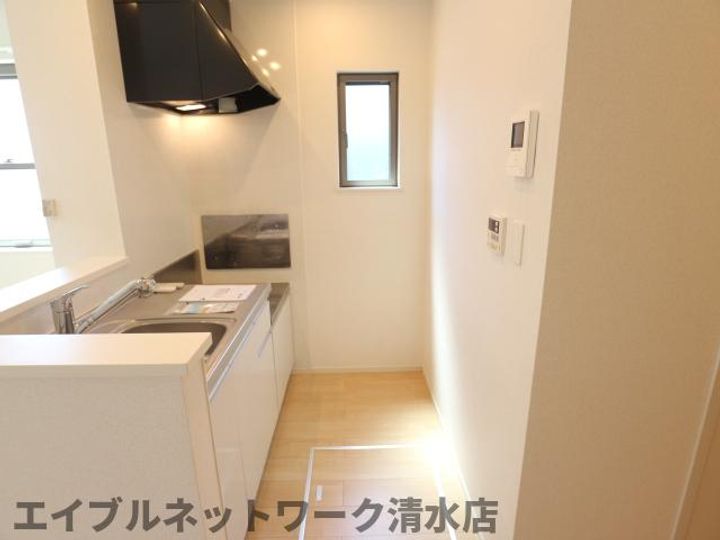 静岡県静岡市清水区横砂東町(アパート)の賃貸物件のキッチン